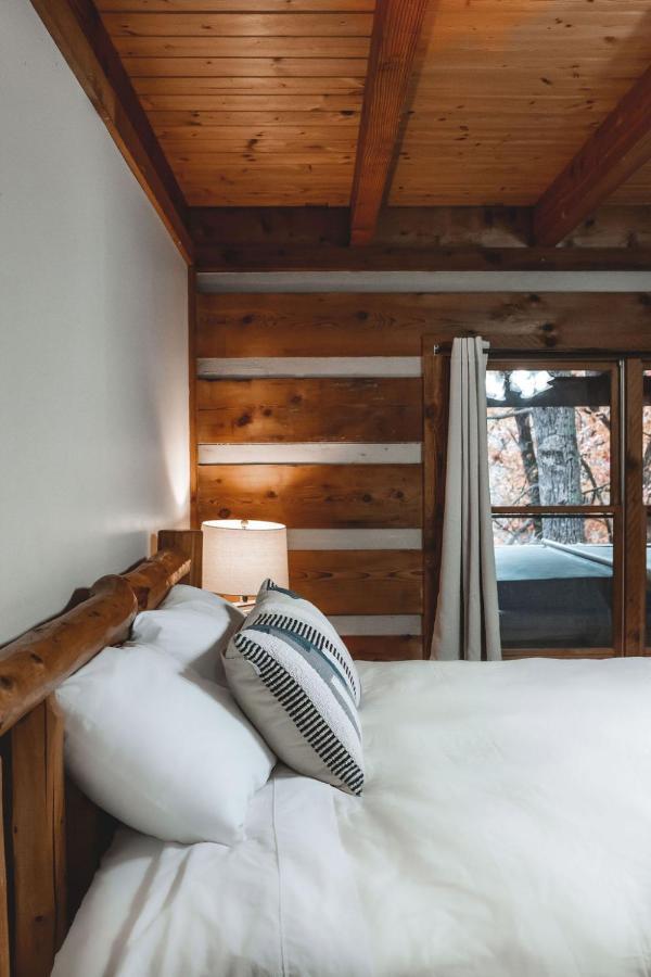 Deer Run Cabin At 36 North - Hot Tub Purlear Exterior foto